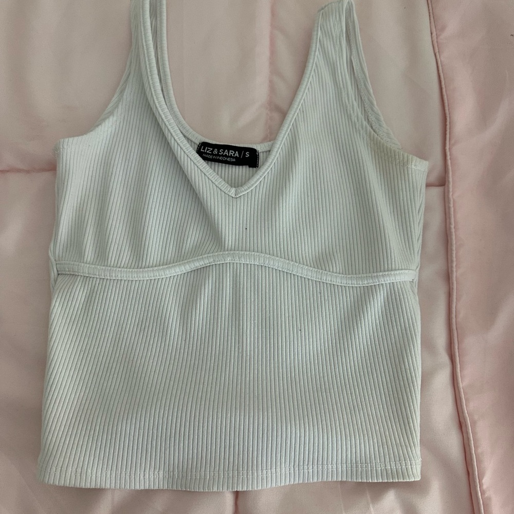White cami crop top